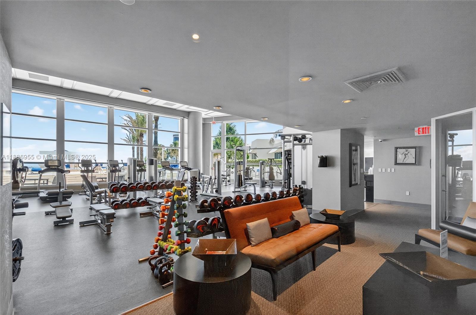 3101 S Ocean Dr #2403 Hollywood, FL 33019