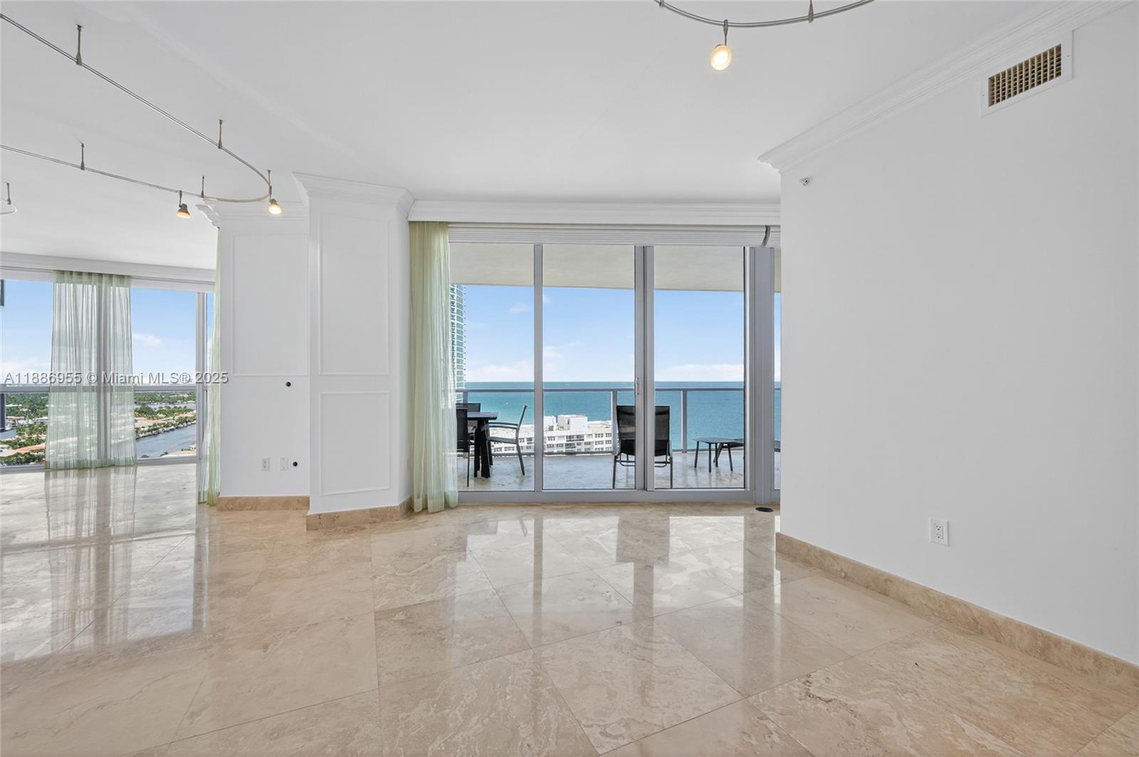 3101 S Ocean Dr #2403 Hollywood, FL 33019