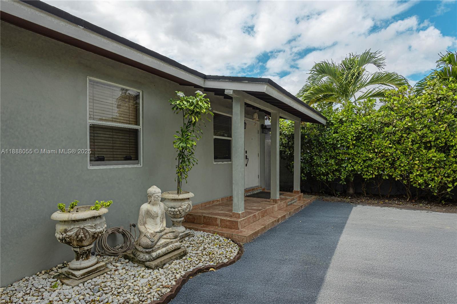 3410 SW 24th St Miami, FL 33145