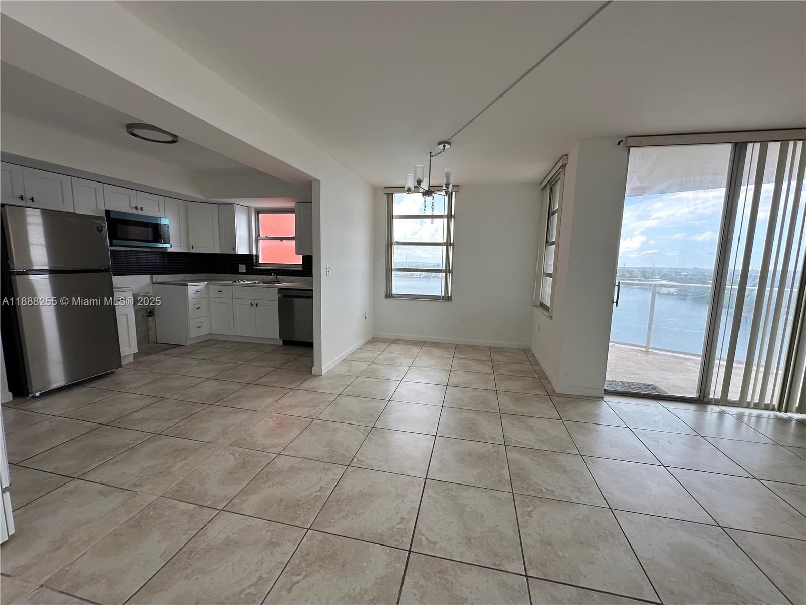1351 NE Miami Gdns Dr #906E