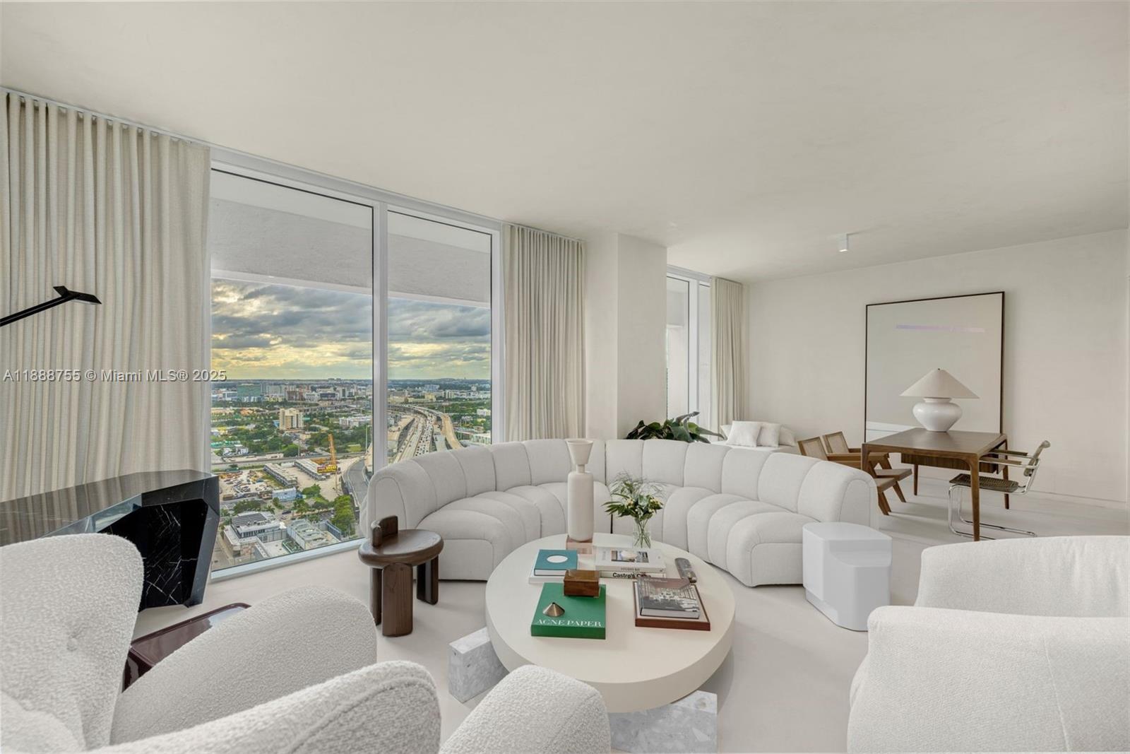 1040 Biscayne Blvd #3007