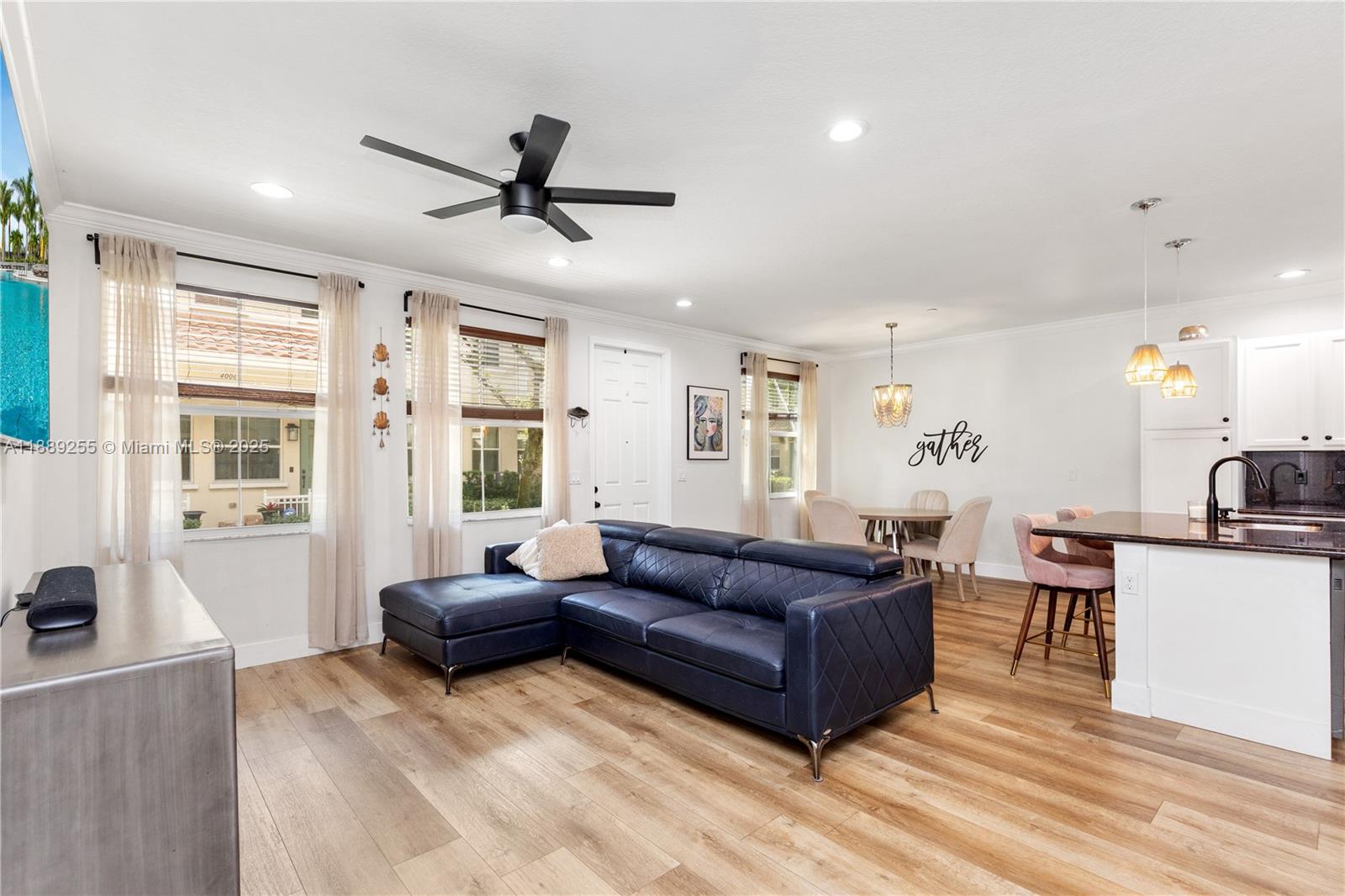 4064 Cascada Cir