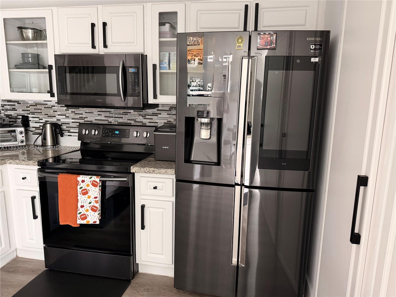 3801 NW 121st Ave Sunrise, FL 33323