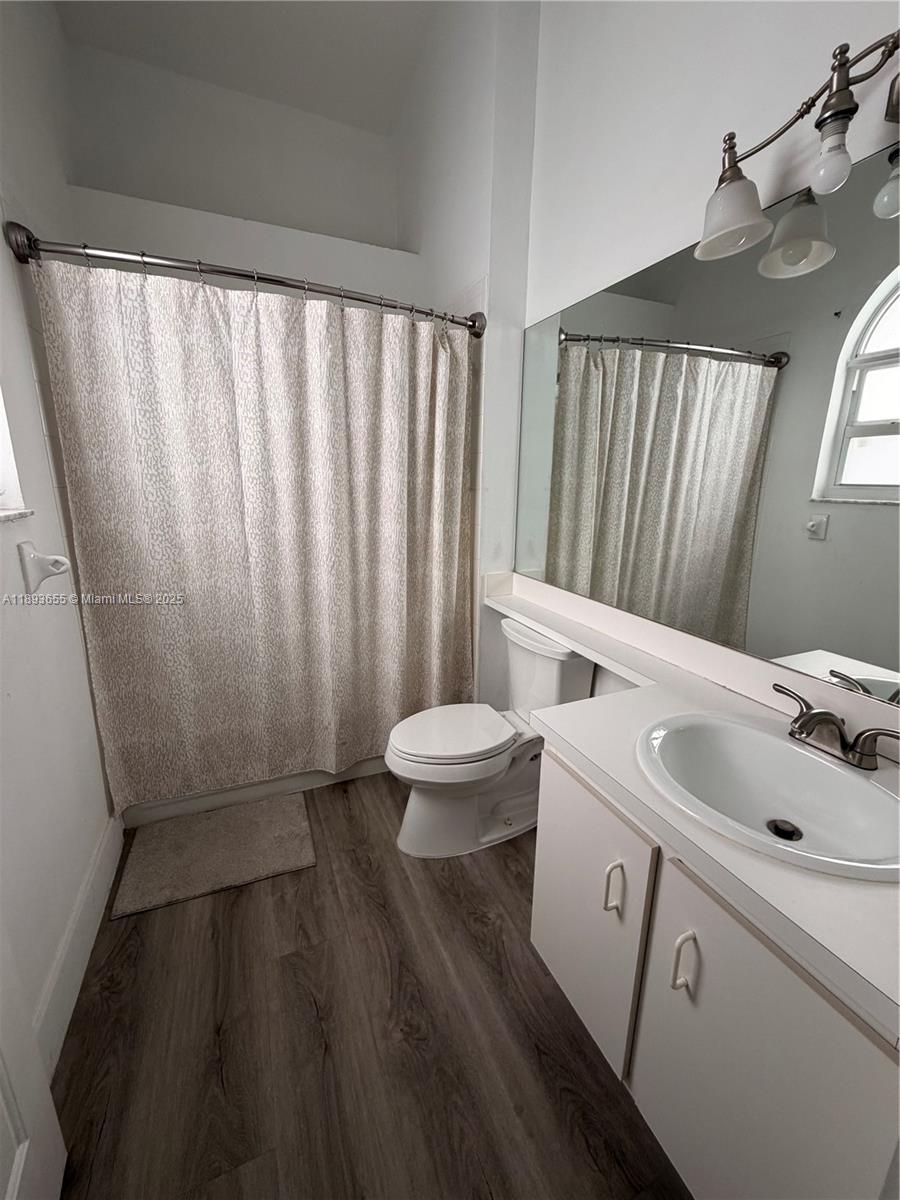 3801 NW 121st Ave Sunrise, FL 33323