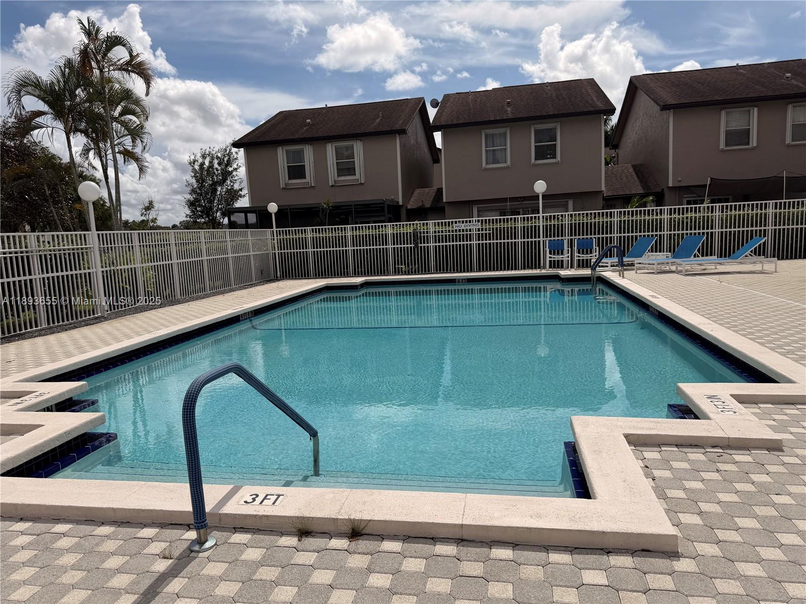 3801 NW 121st Ave Sunrise, FL 33323