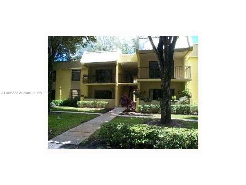 10411 N Kendall Dr #B204 Miami, FL 33176