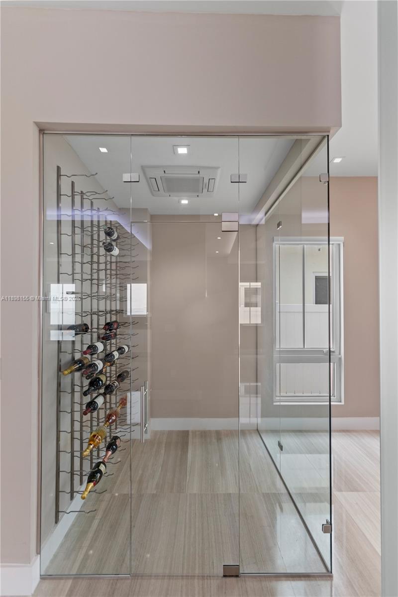 8415 NW 34th Dr Doral, FL 33122