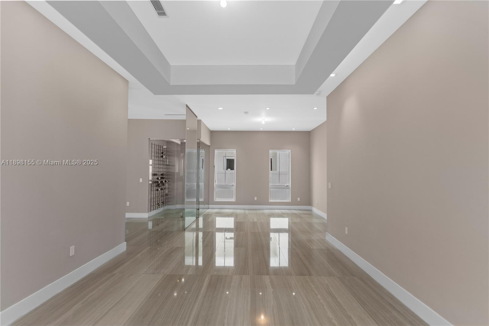 8415 NW 34th Dr Doral, FL 33122