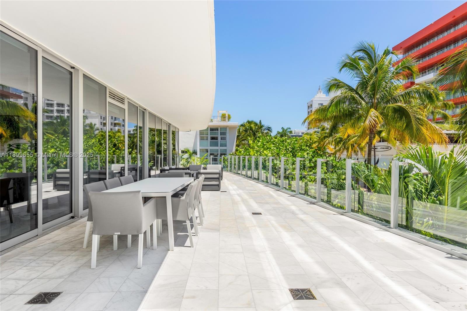 1 Collins Ave #207 Miami Beach, FL 33139 1 Collins Ave #207 Miami Beach, FL 33139