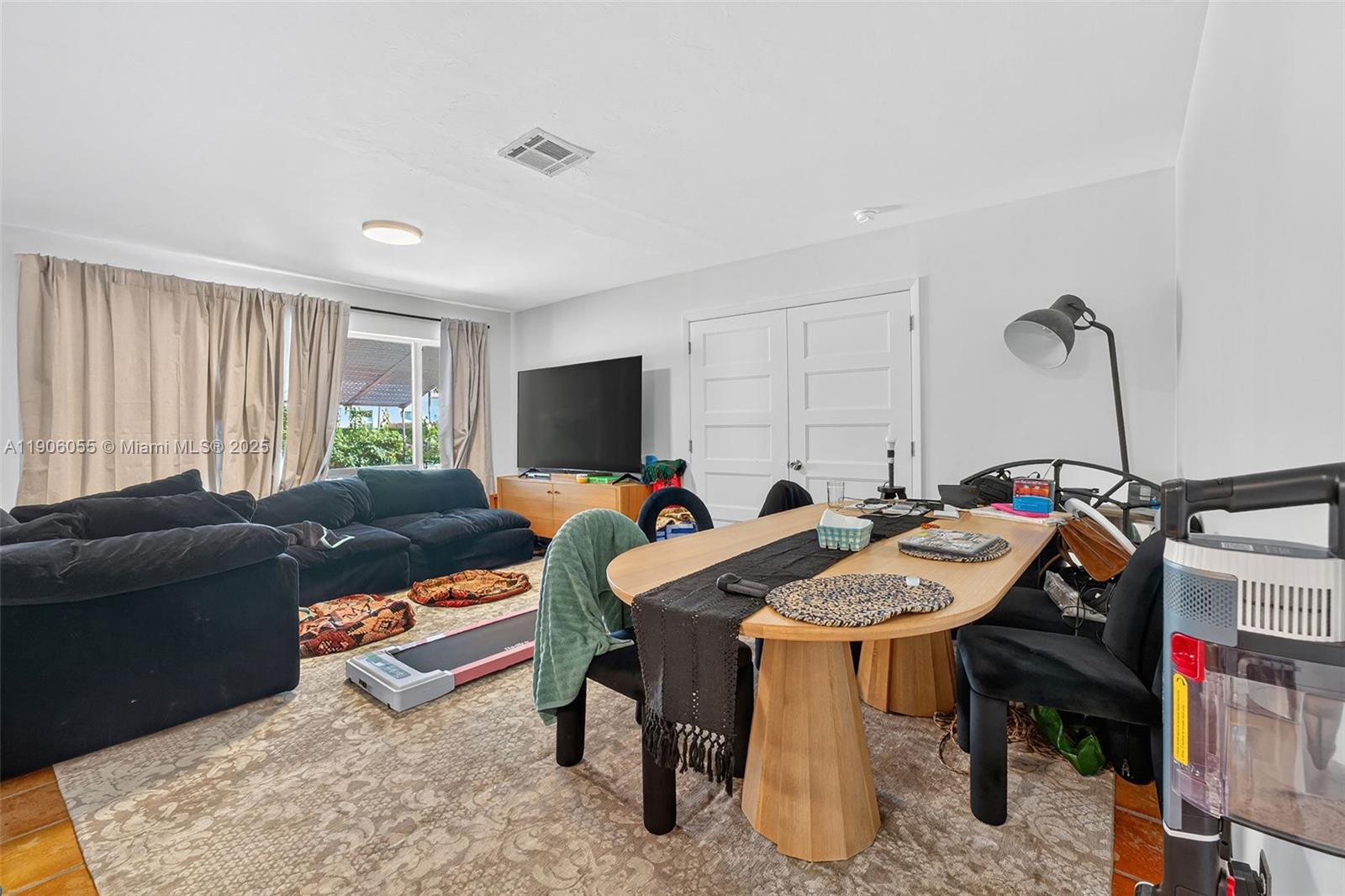 1219-1221 NE 18th Ave Fort Lauderdale, FL 33304