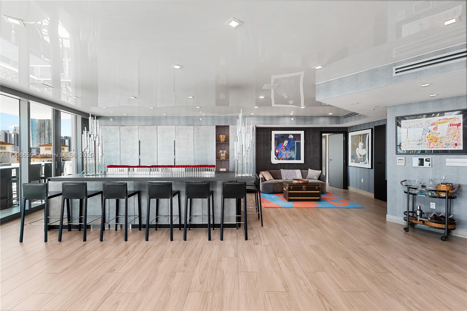 19955 NE 38th Ct #1205 Aventura, FL 33180