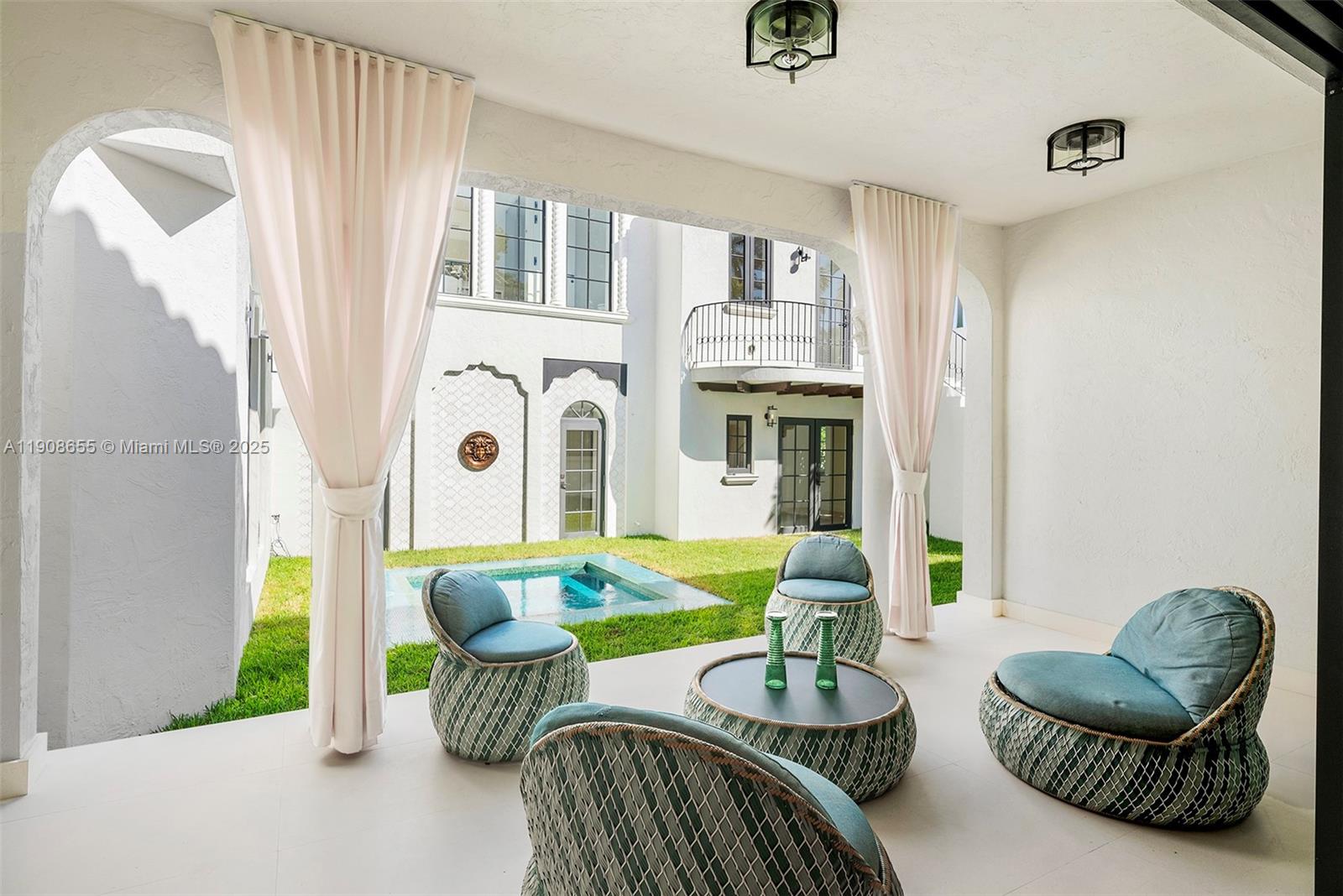 601 NE 56th St Miami, FL 33137