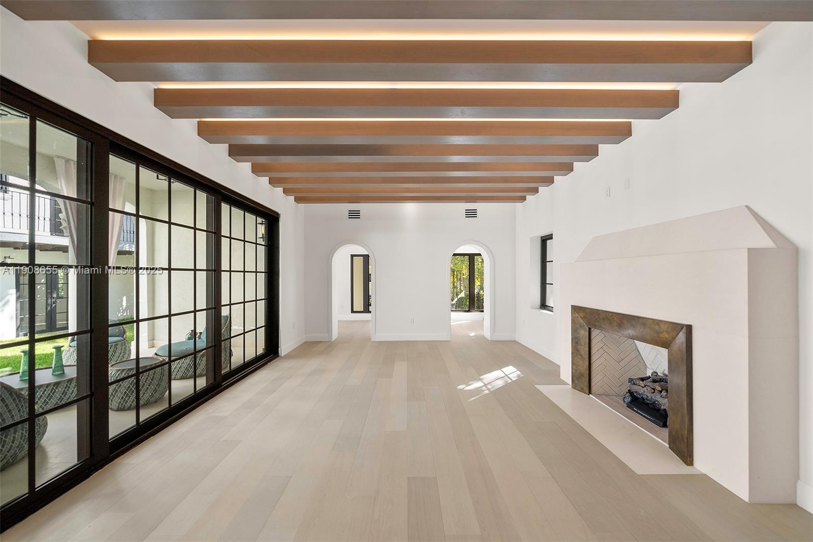 601 NE 56th St Miami, FL 33137