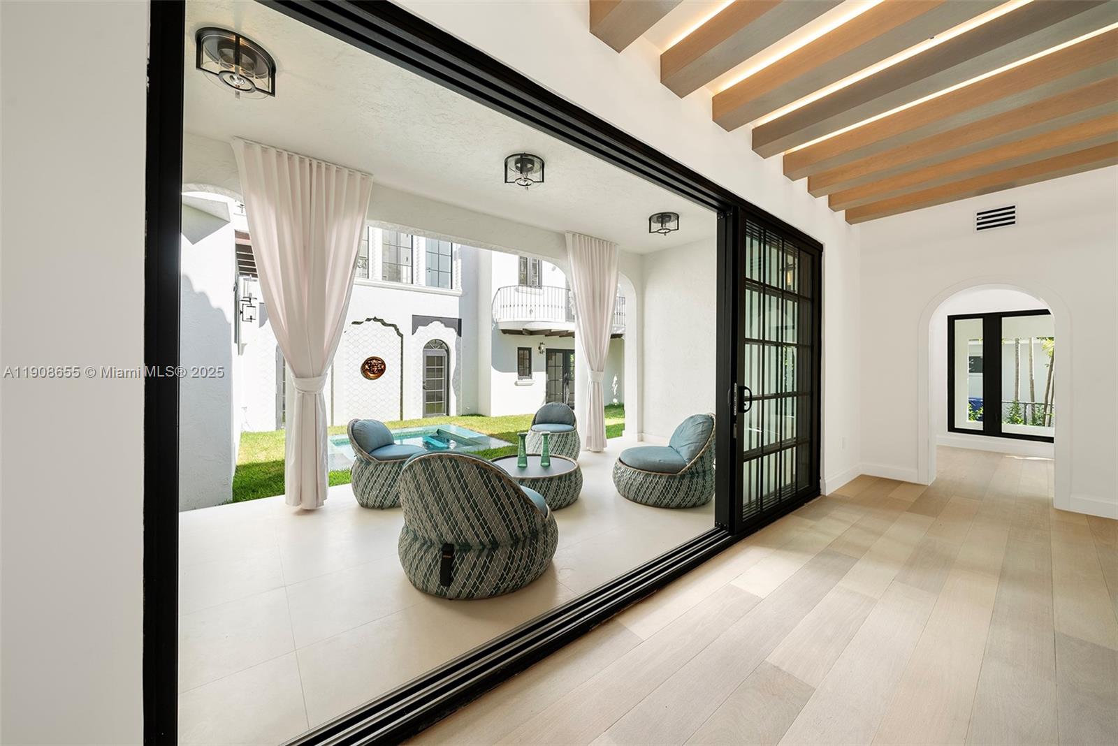 601 NE 56th St Miami, FL 33137