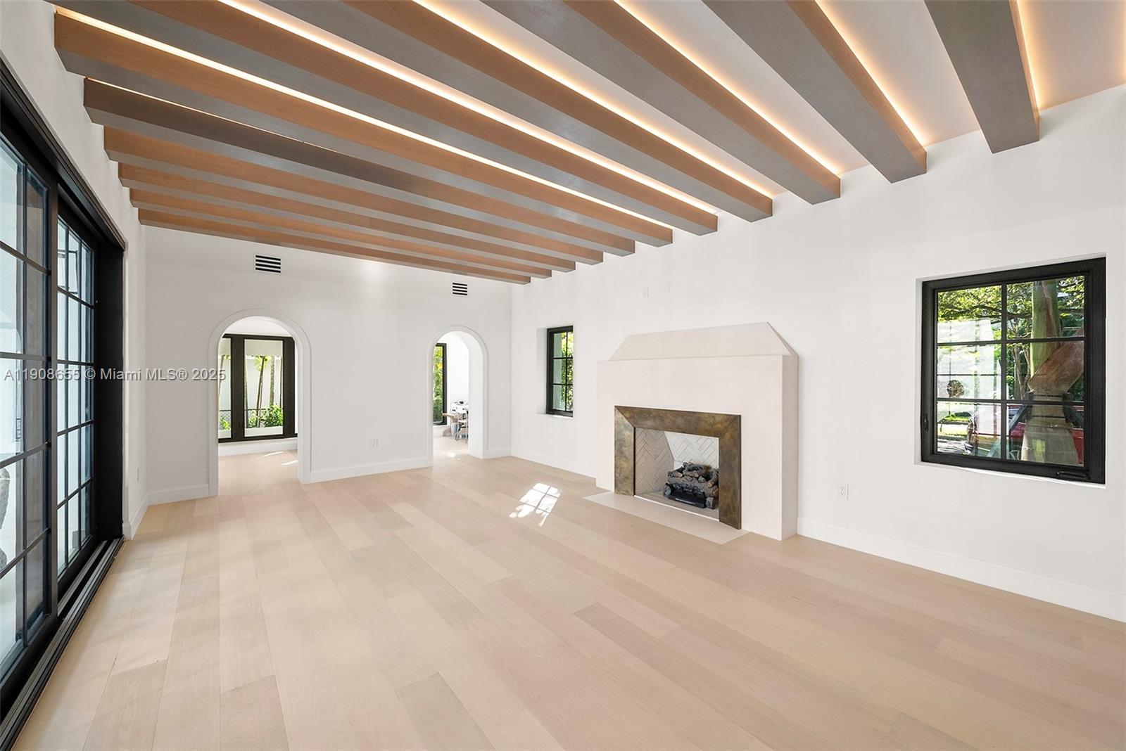 601 NE 56th St Miami, FL 33137