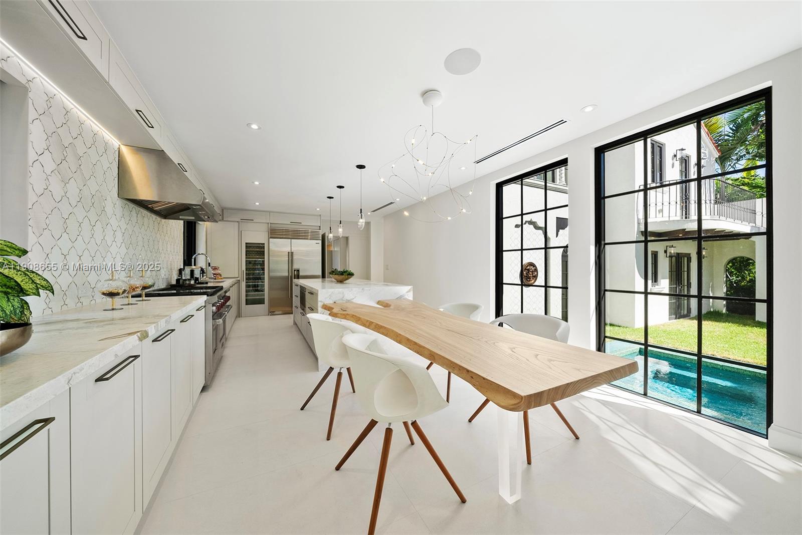 601 NE 56th St Miami, FL 33137