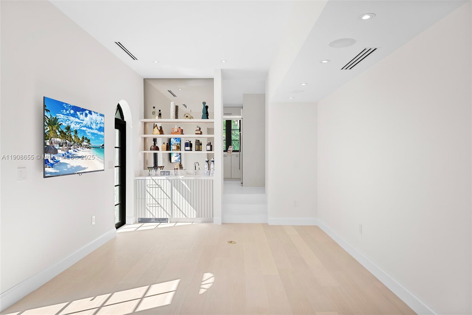 601 NE 56th St Miami, FL 33137