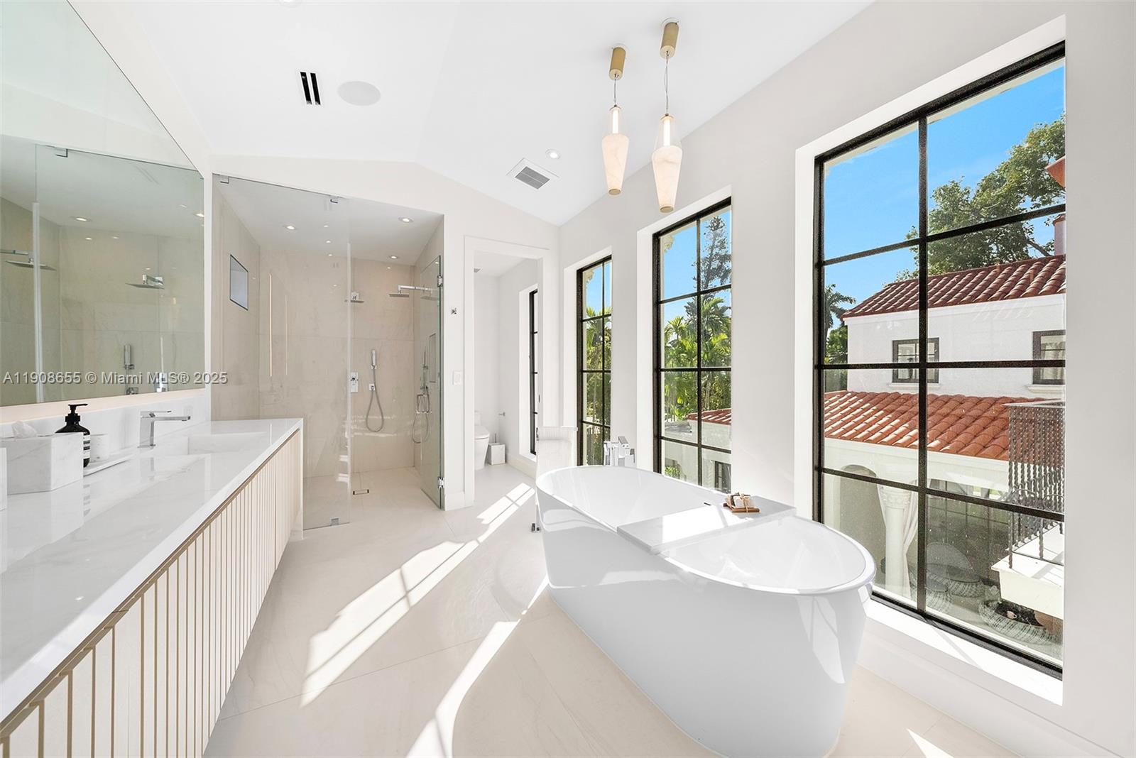 601 NE 56th St Miami, FL 33137