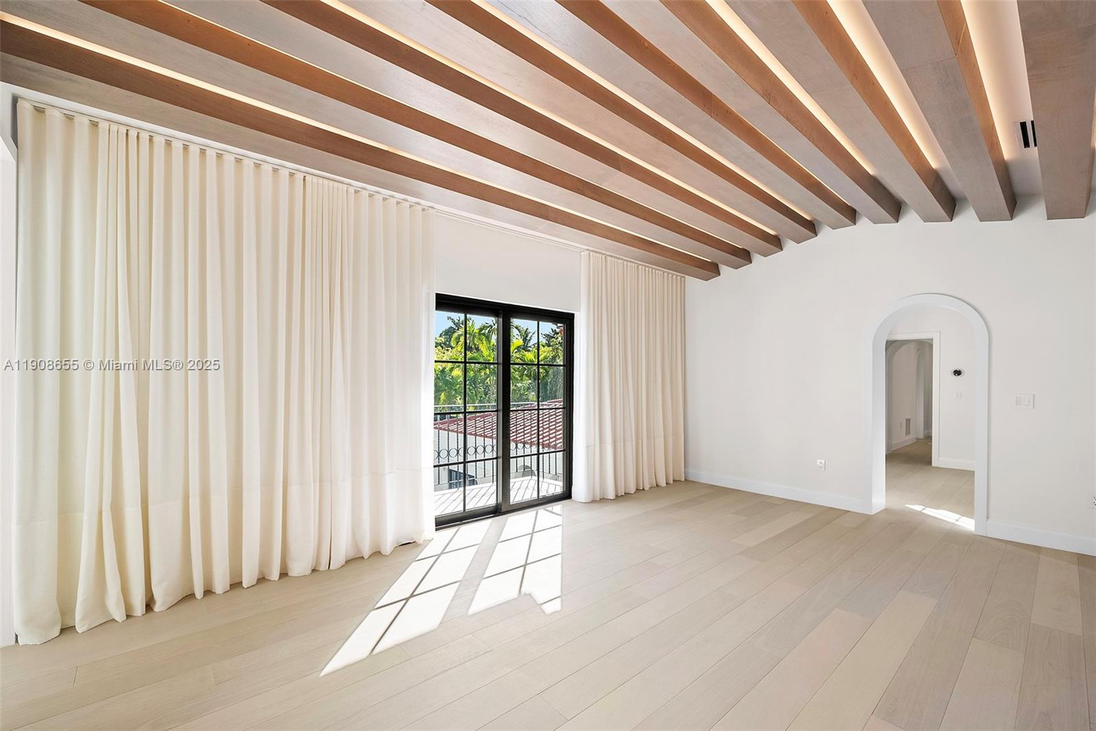 601 NE 56th St Miami, FL 33137