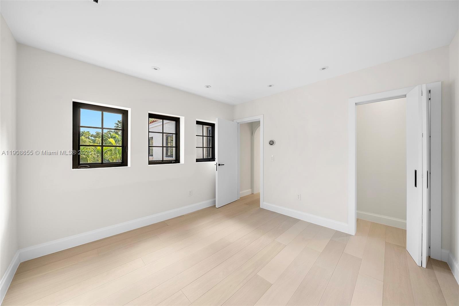 601 NE 56th St Miami, FL 33137