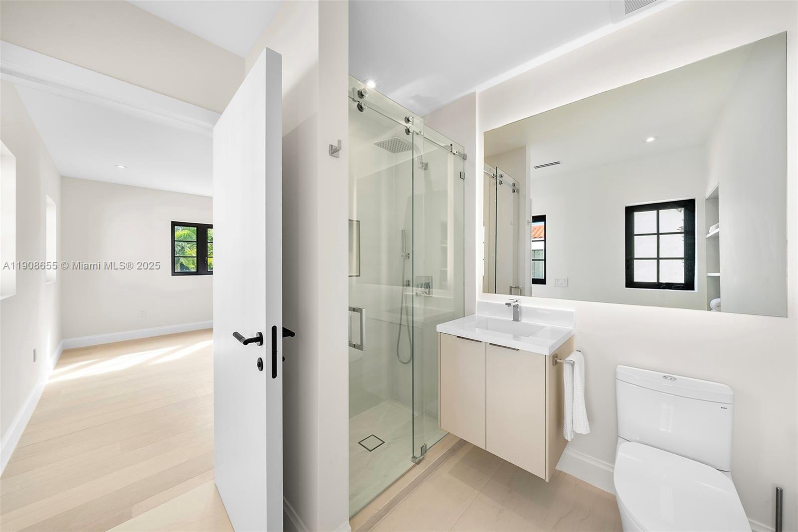 601 NE 56th St Miami, FL 33137