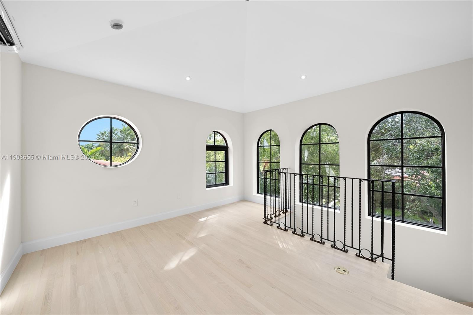 601 NE 56th St Miami, FL 33137