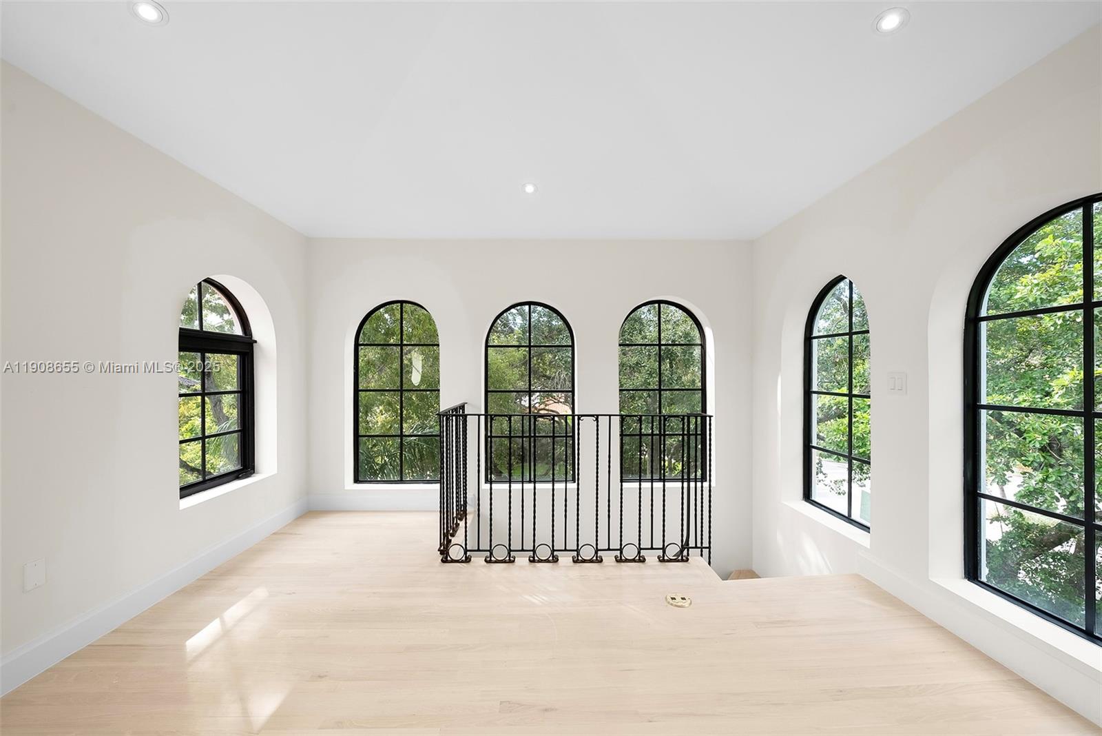 601 NE 56th St Miami, FL 33137