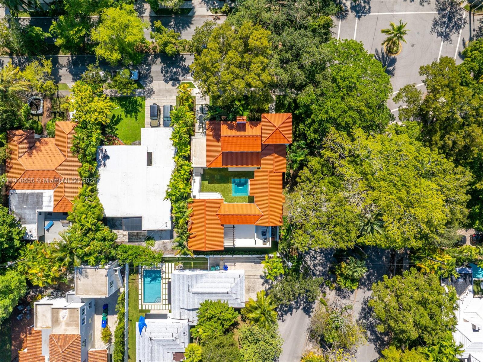 601 NE 56th St Miami, FL 33137