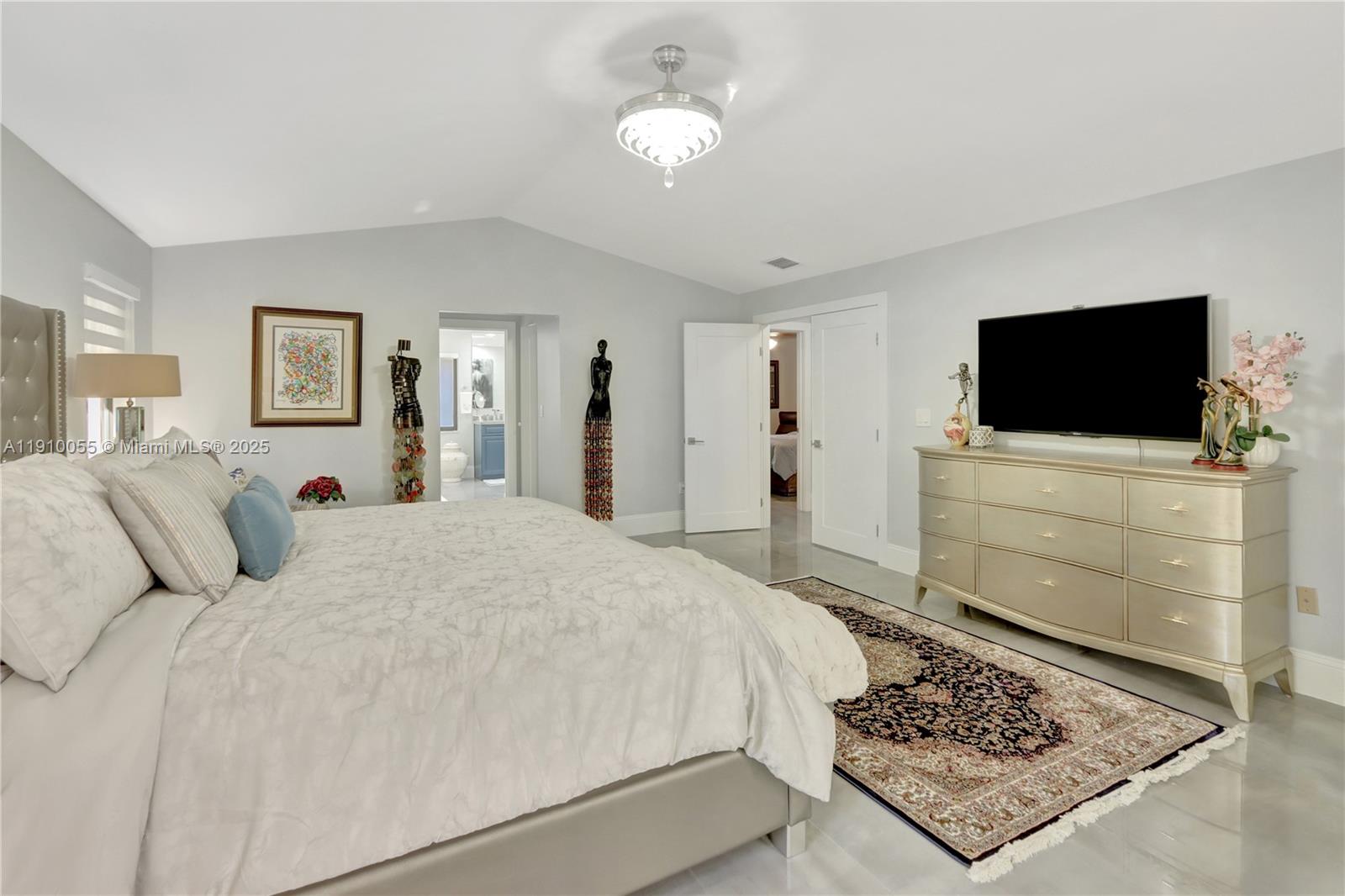 18501 SW 79th Ct Cutler Bay, FL 33157