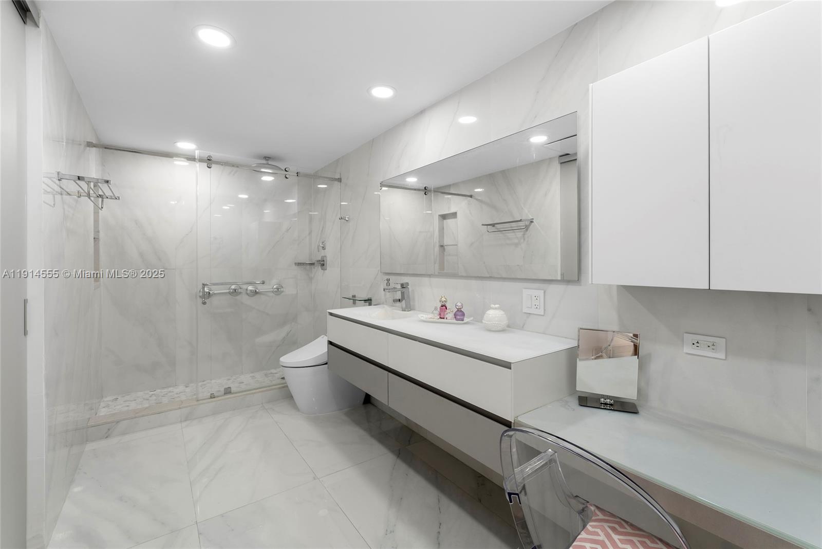 16275 Collins Ave #UPH1 Sunny Isles Beach, FL 33160