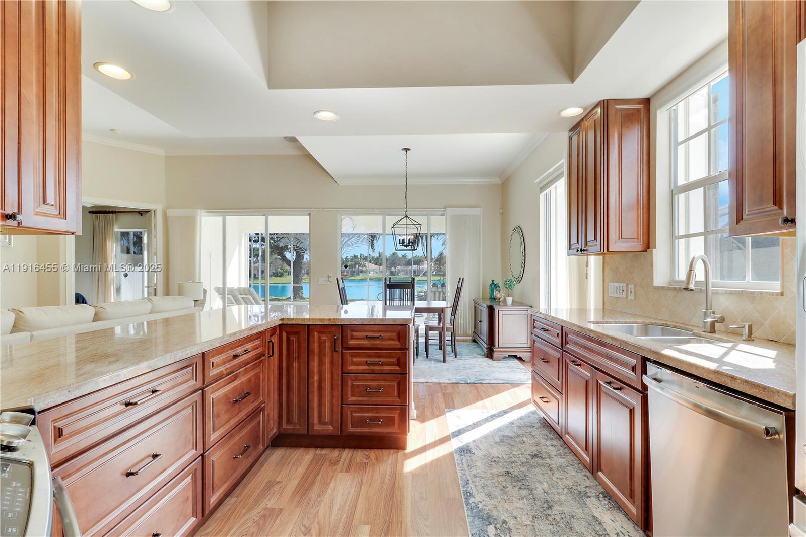 1349 Saint Lawrence Dr Palm Beach Gardens, FL 33410