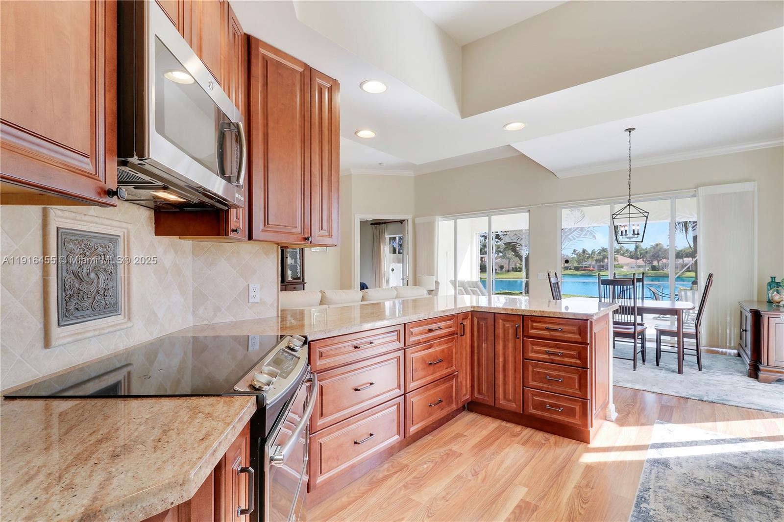 1349 Saint Lawrence Dr Palm Beach Gardens, FL 33410