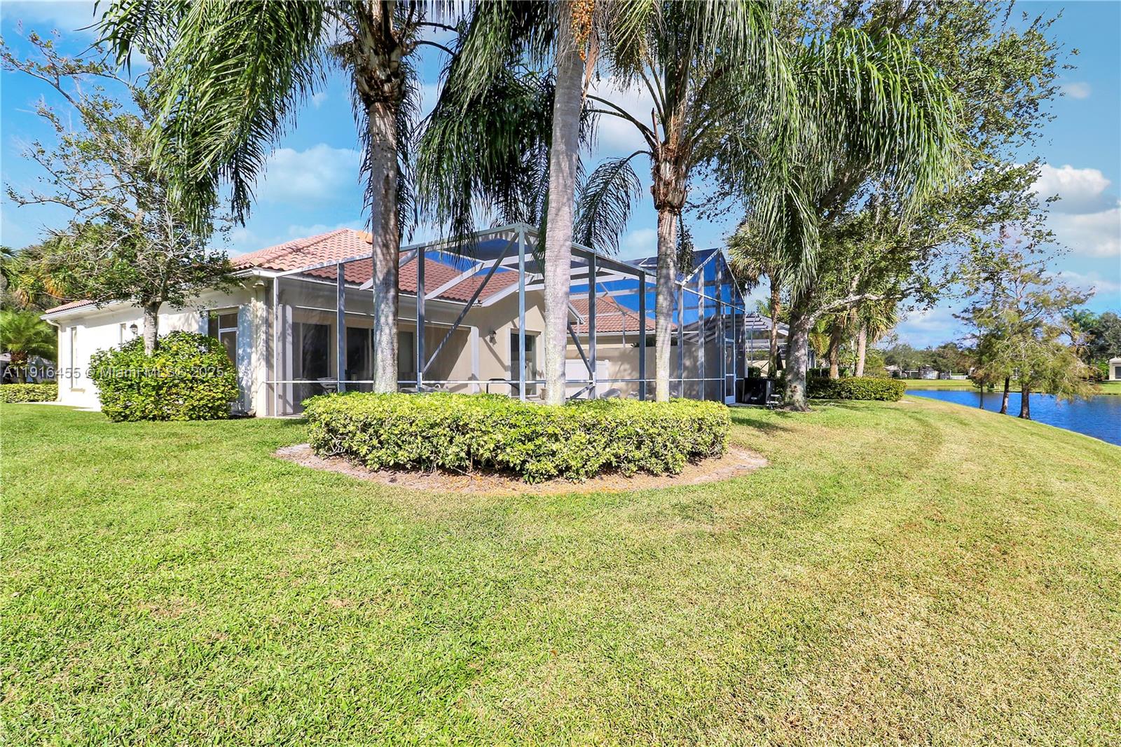 1349 Saint Lawrence Dr Palm Beach Gardens, FL 33410
