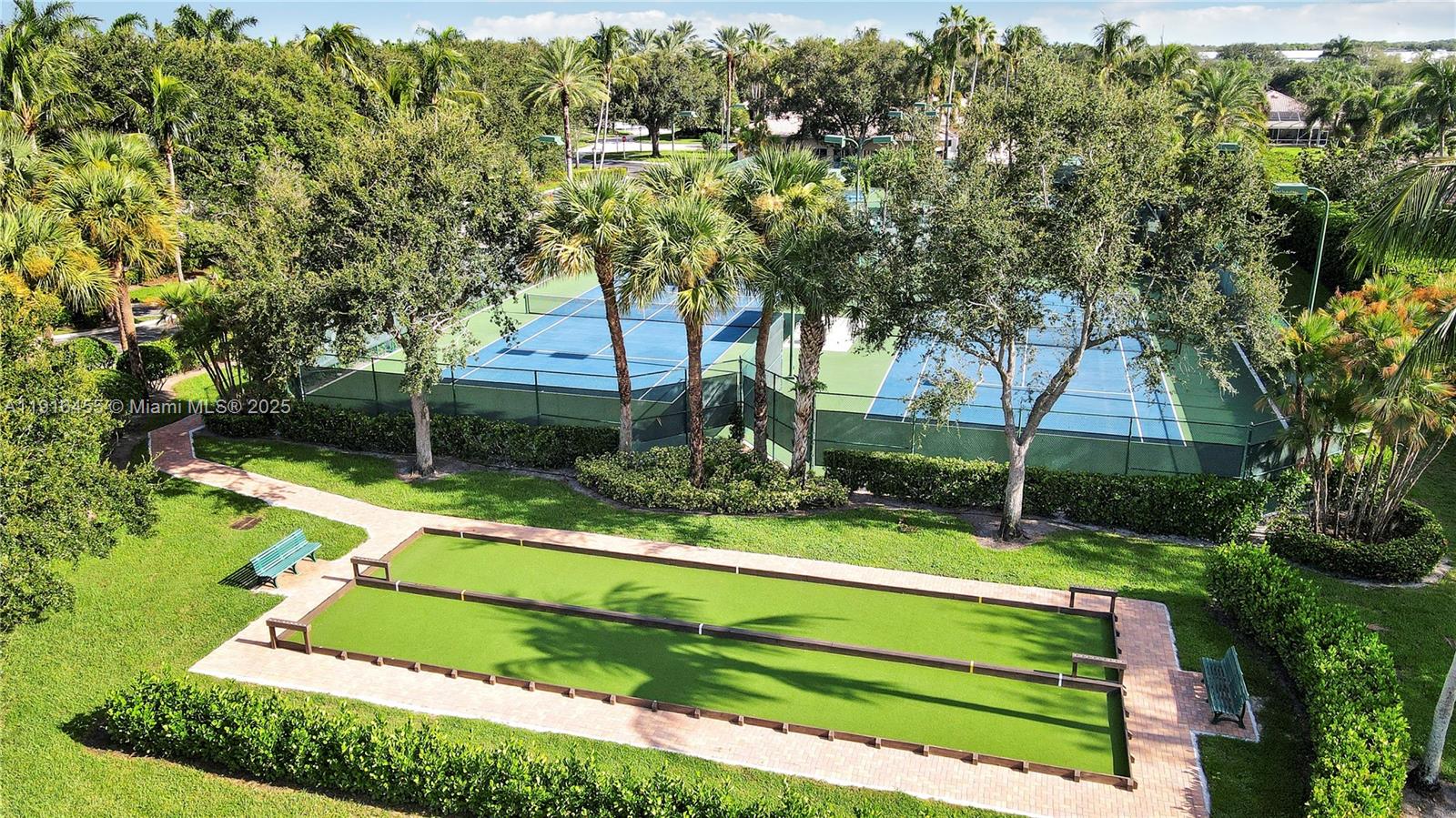 1349 Saint Lawrence Dr Palm Beach Gardens, FL 33410