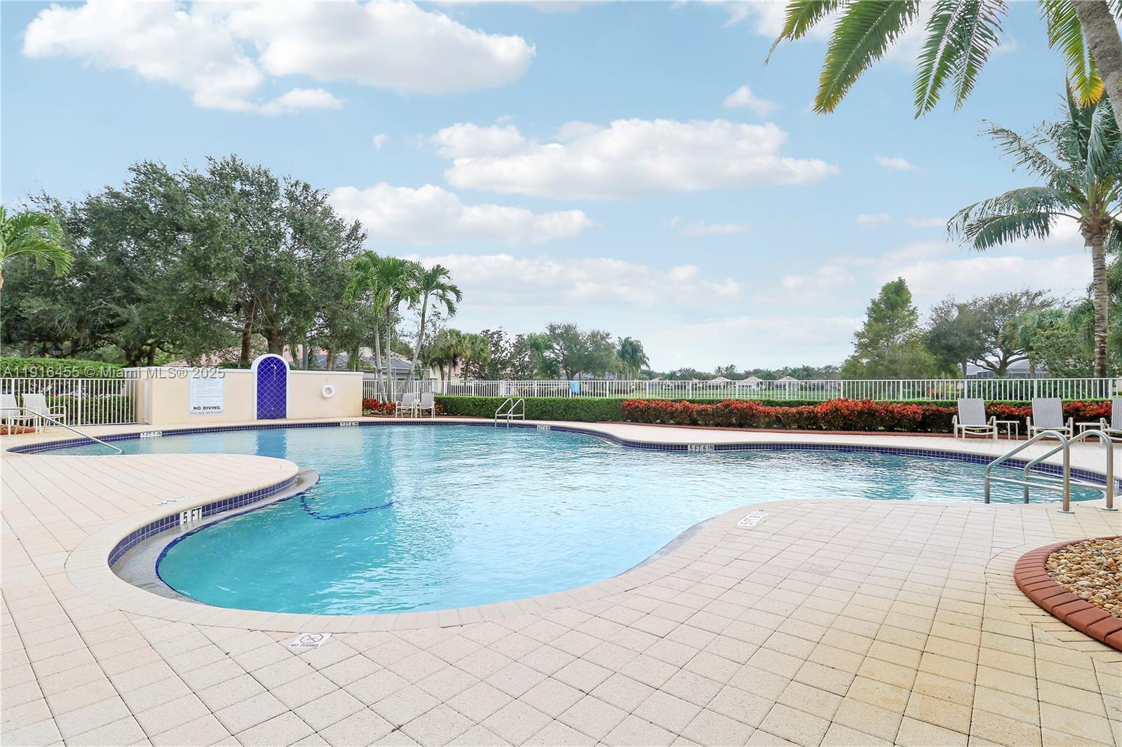 1349 Saint Lawrence Dr Palm Beach Gardens, FL 33410