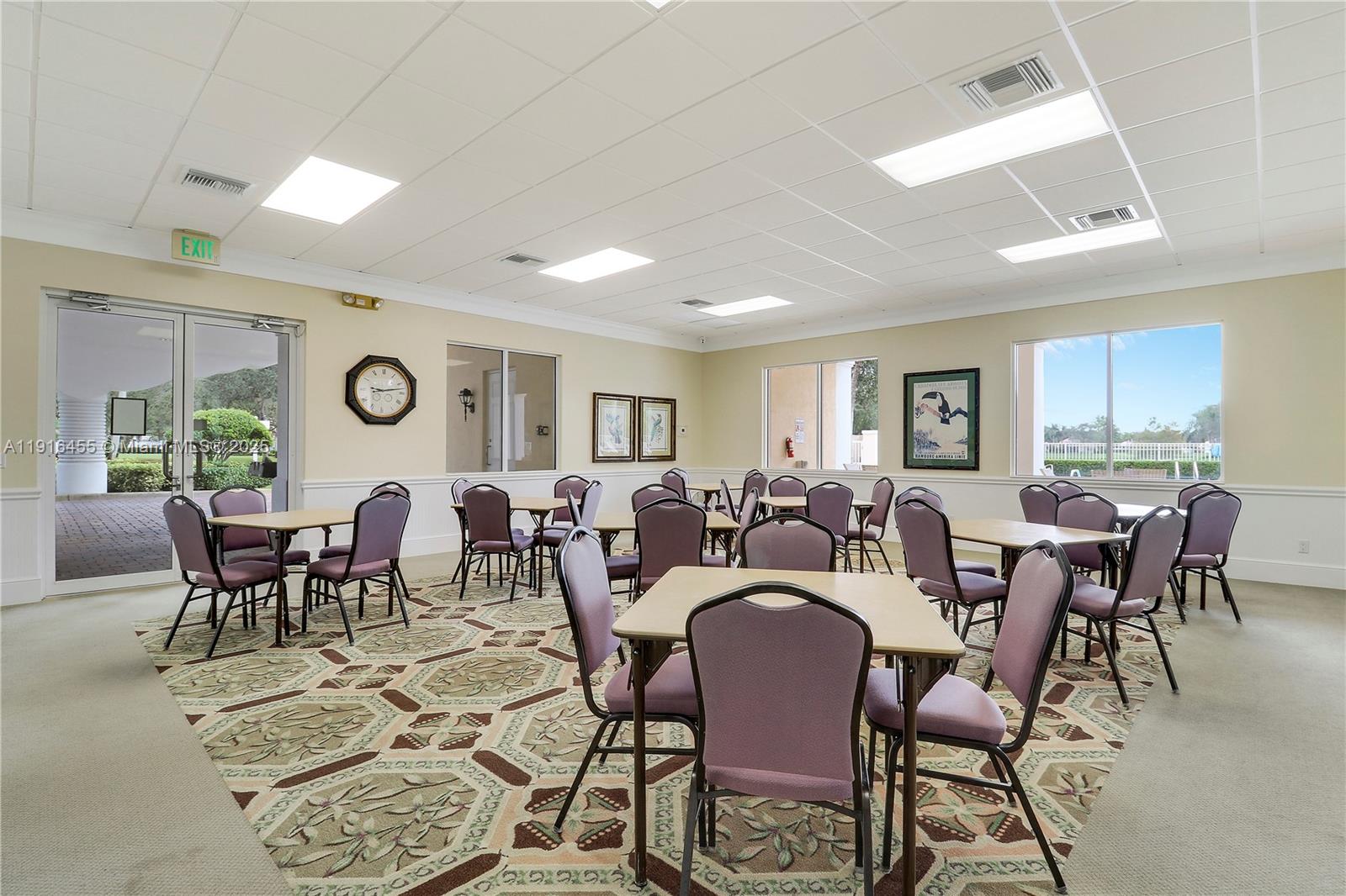 1349 Saint Lawrence Dr Palm Beach Gardens, FL 33410