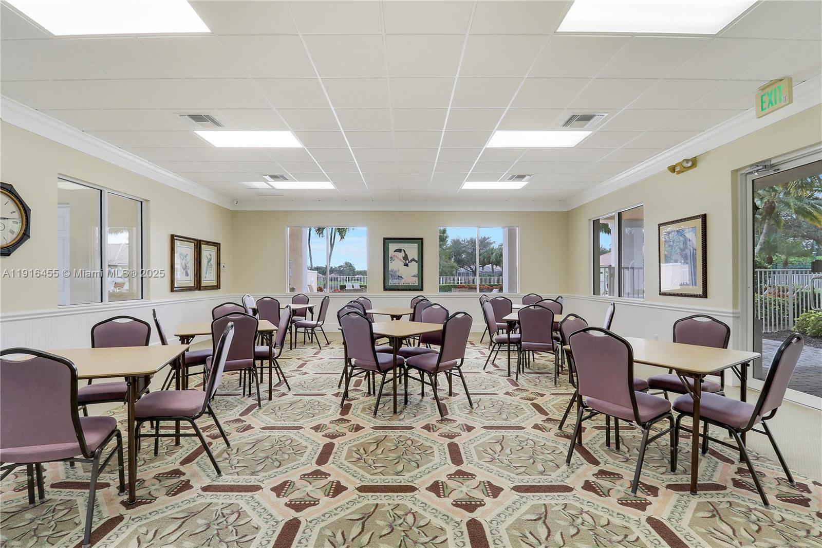 1349 Saint Lawrence Dr Palm Beach Gardens, FL 33410