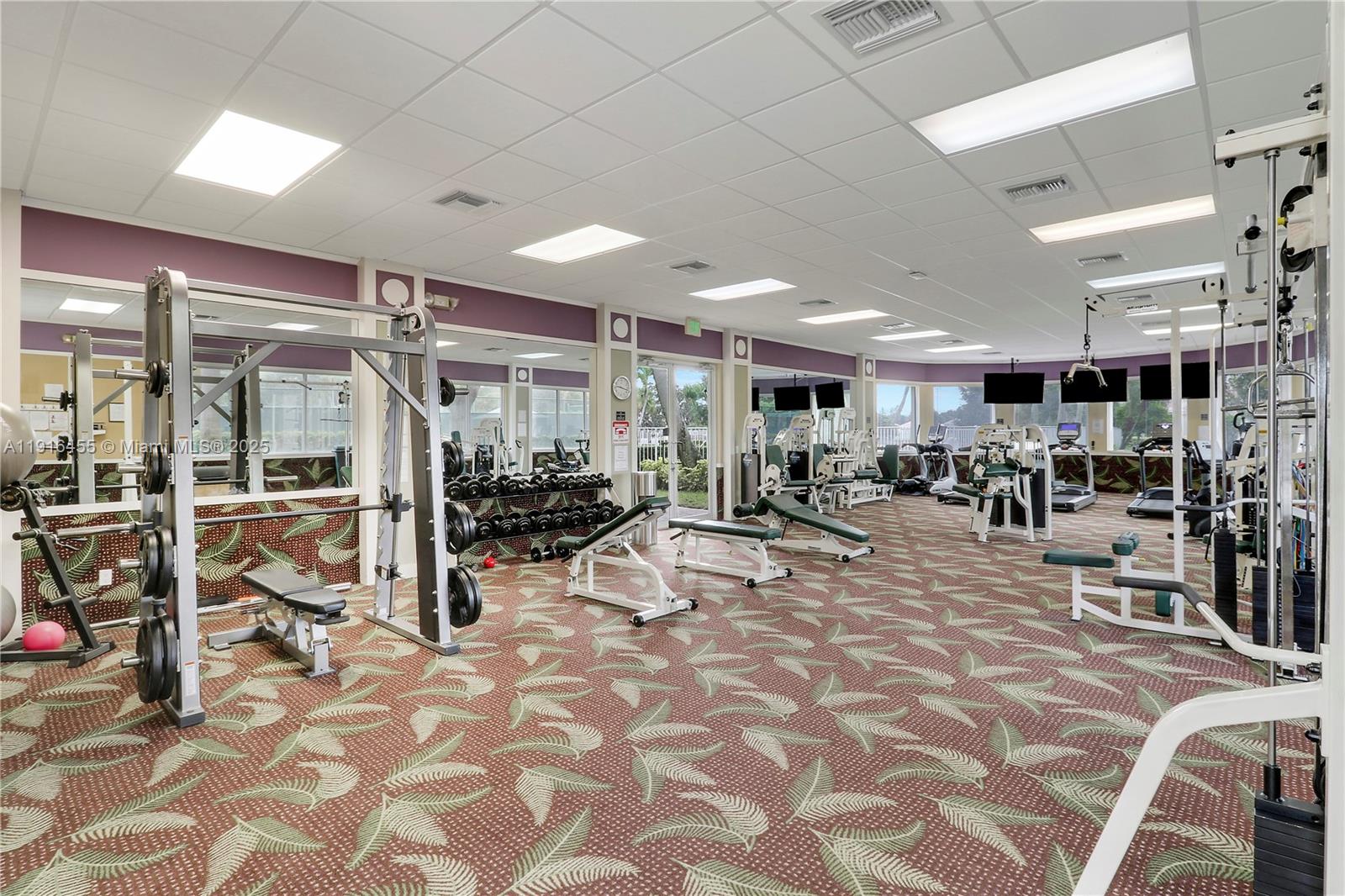 1349 Saint Lawrence Dr Palm Beach Gardens, FL 33410