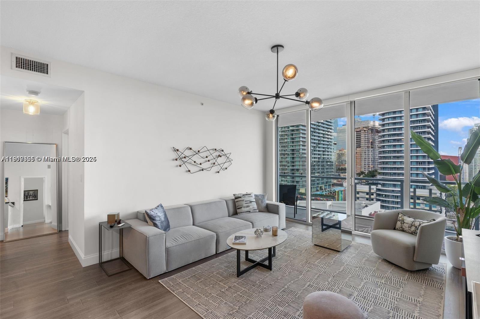 image The Axis On Brickell2