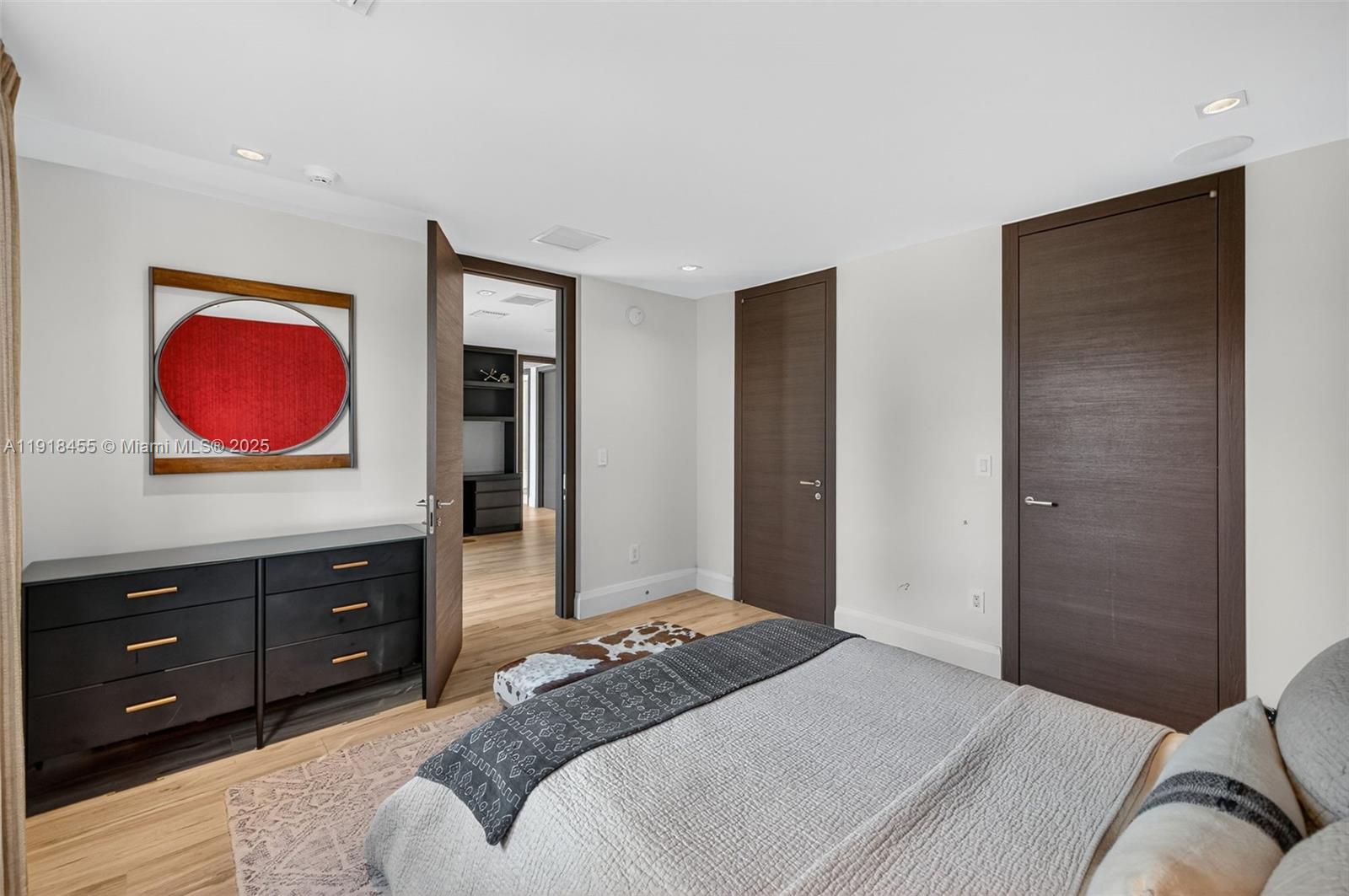 Undisclosed Address Fort Lauderdale, FL 33316