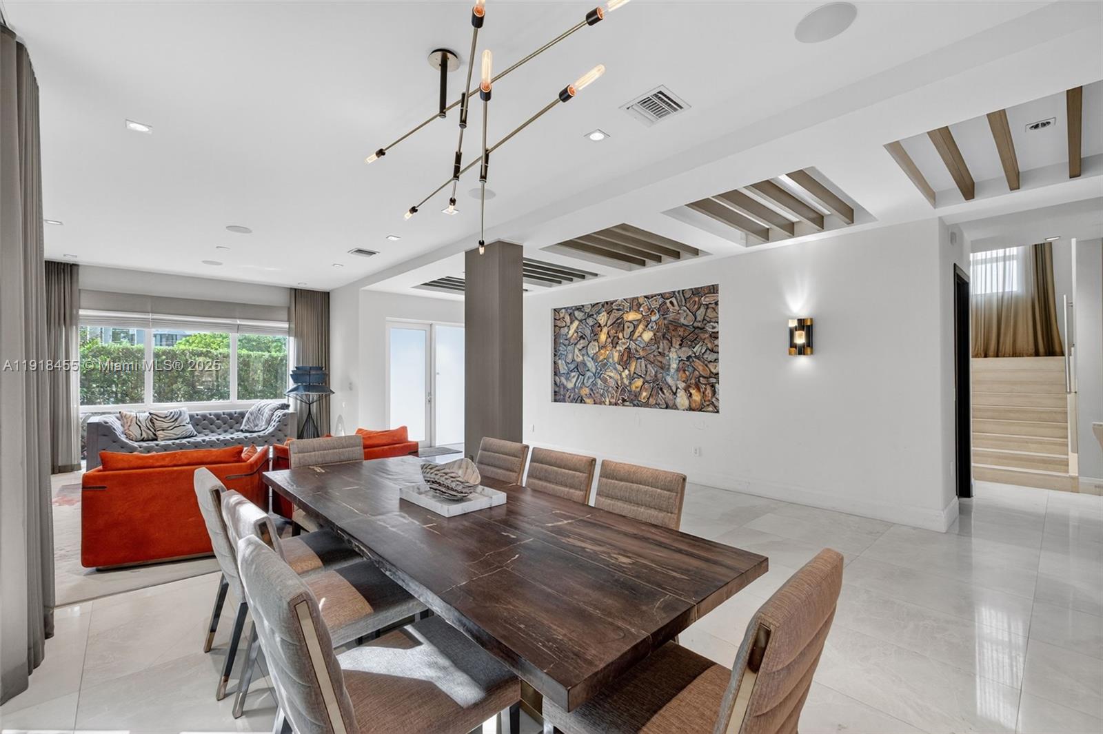 Undisclosed Address Fort Lauderdale, FL 33316