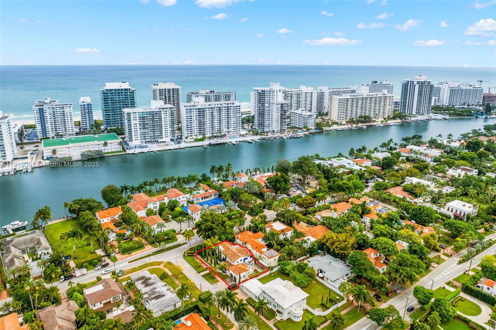 5860 Pine Tree Dr Miami Beach, FL 33140