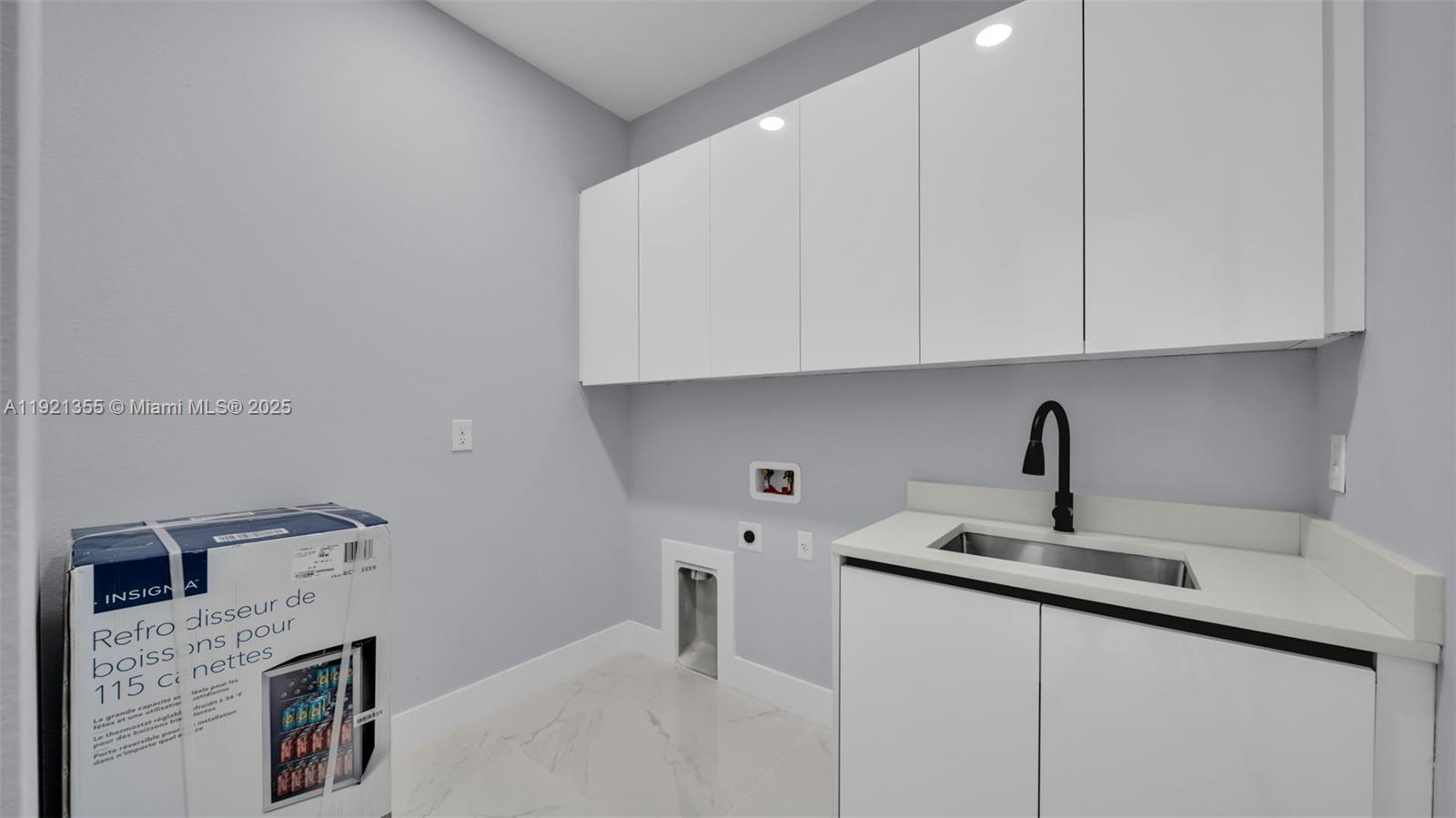 1451 sw Embers Ter Cape Coral, FL 33991