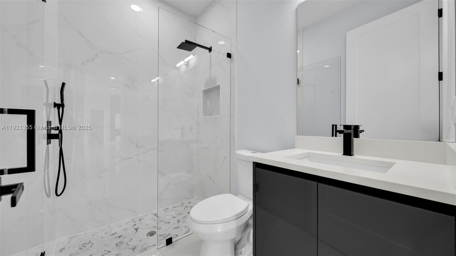 1451 sw Embers Ter Cape Coral, FL 33991