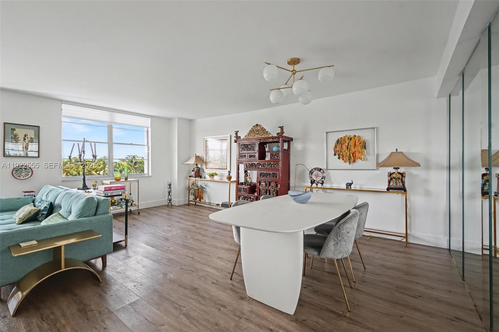 10000 W Bay Hbr Dr #303 Bay Harbor Islands, FL 33154