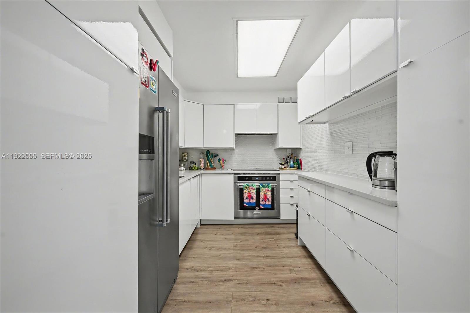 10000 W Bay Hbr Dr #303 Bay Harbor Islands, FL 33154