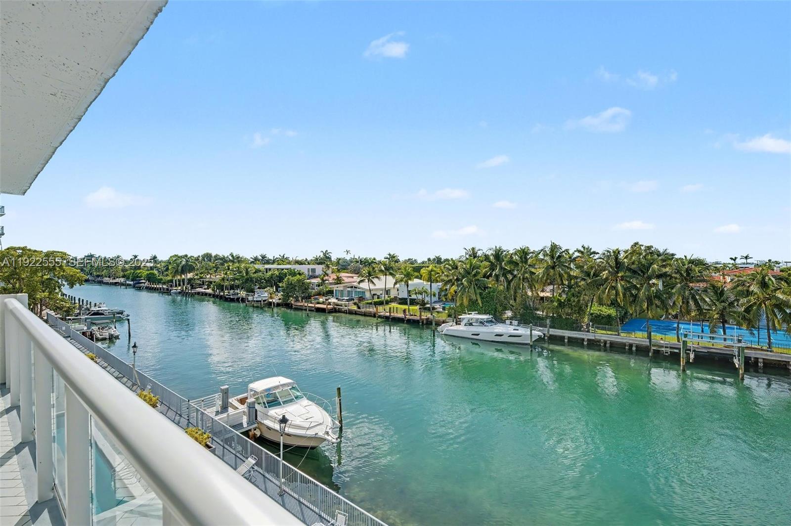 10000 W Bay Hbr Dr #303 Bay Harbor Islands, FL 33154