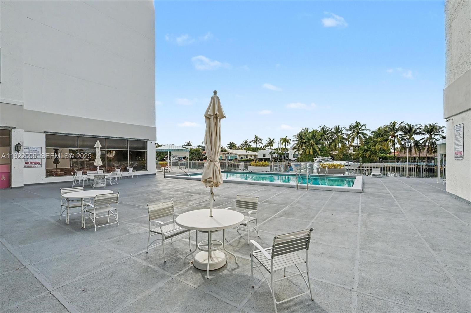 10000 W Bay Hbr Dr #303 Bay Harbor Islands, FL 33154