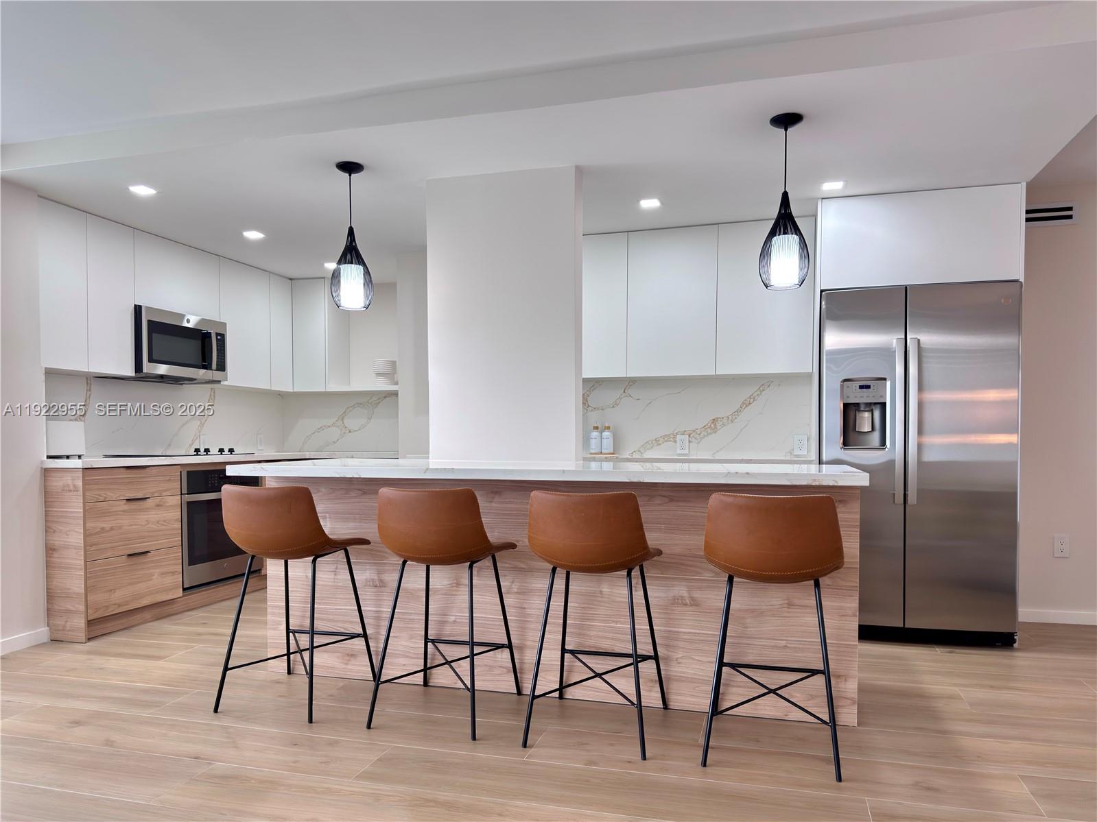 10230 Collins Ave #102 Bal Harbour, FL 33154