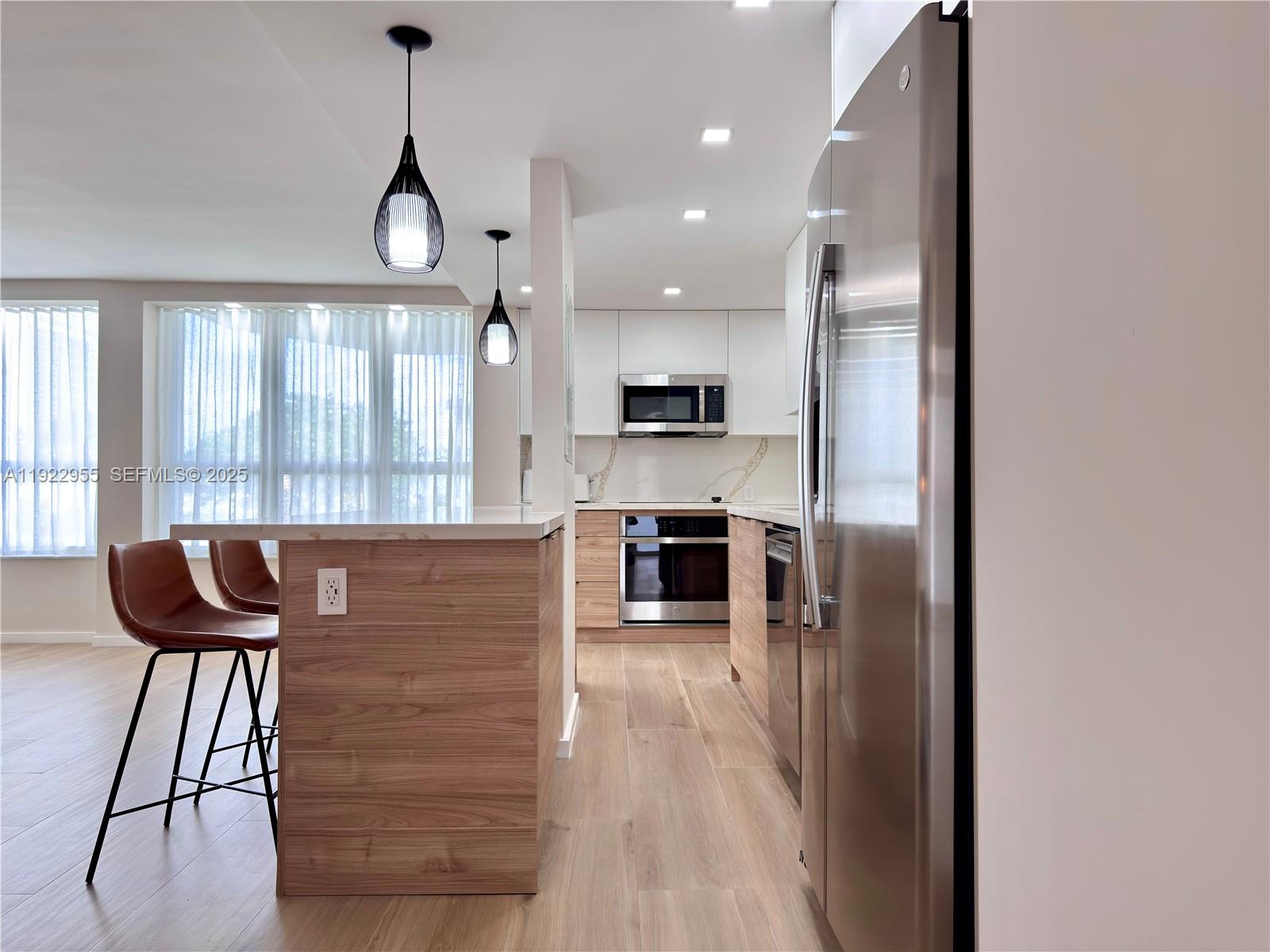 10230 Collins Ave #102 Bal Harbour, FL 33154